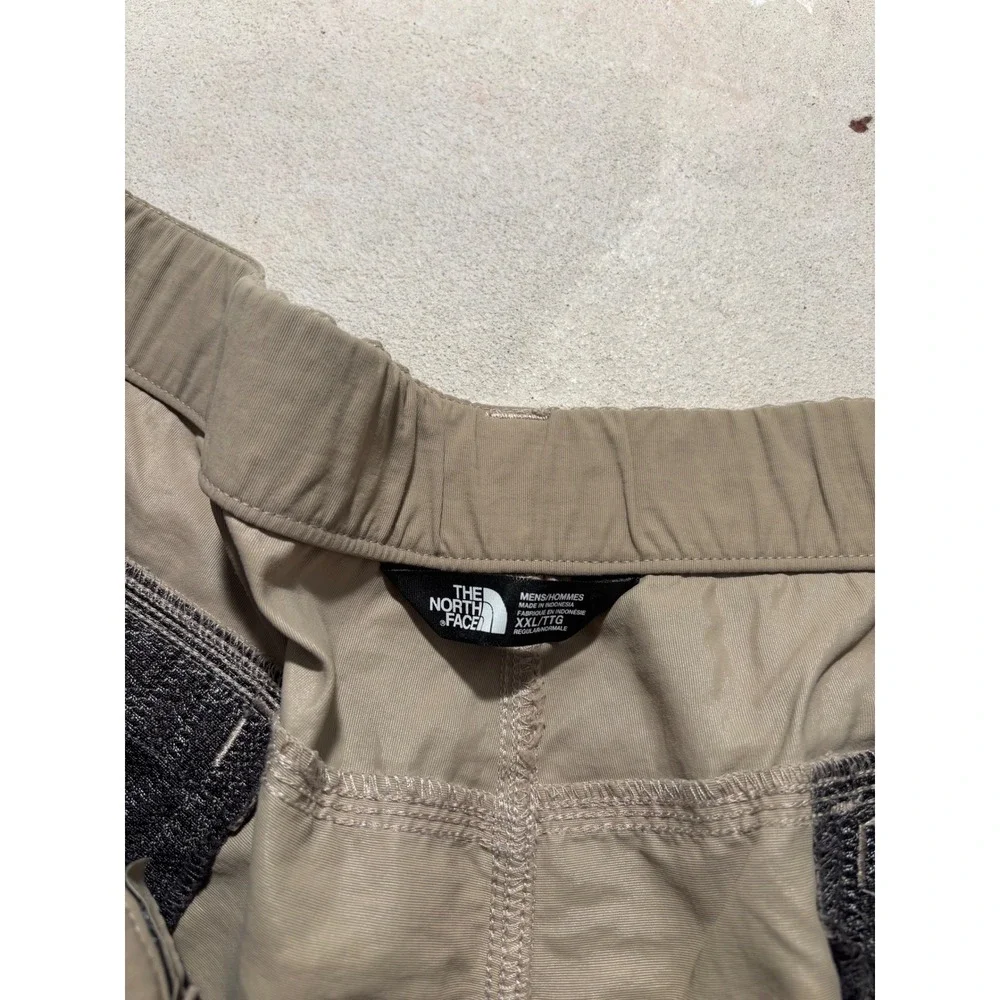 The North Face Mens Paramount Cargo Shorts Khaki Tan Hiking XXL